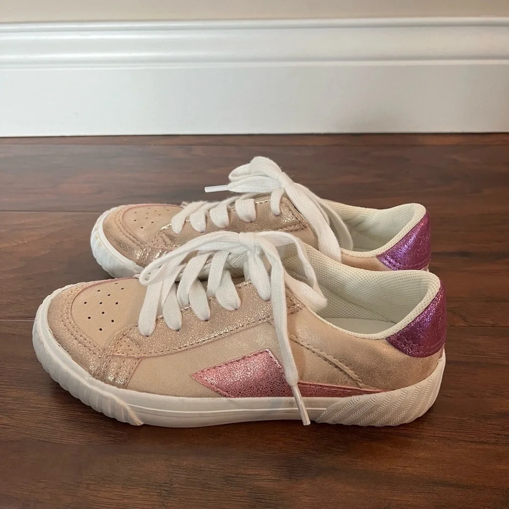 NWOT Blowfish Malibu Wella Kids Metallic Pink/lavender and White Sneakers-Size 1